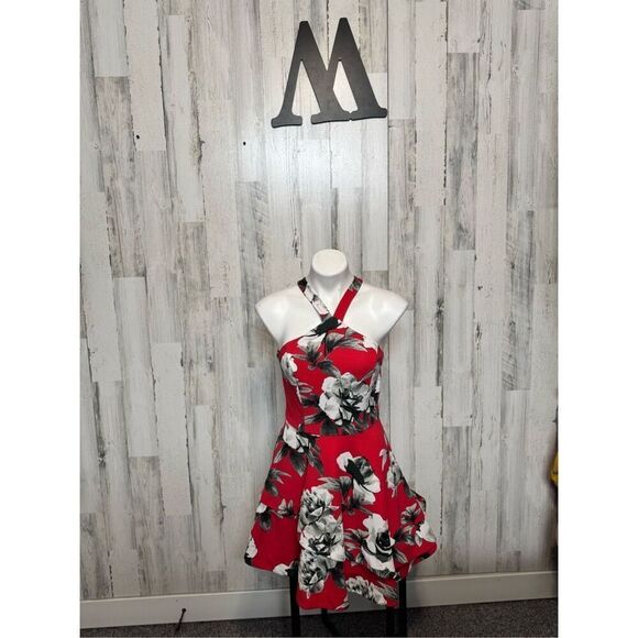 Speechless floral red dress size Med - Picture 1 of 8